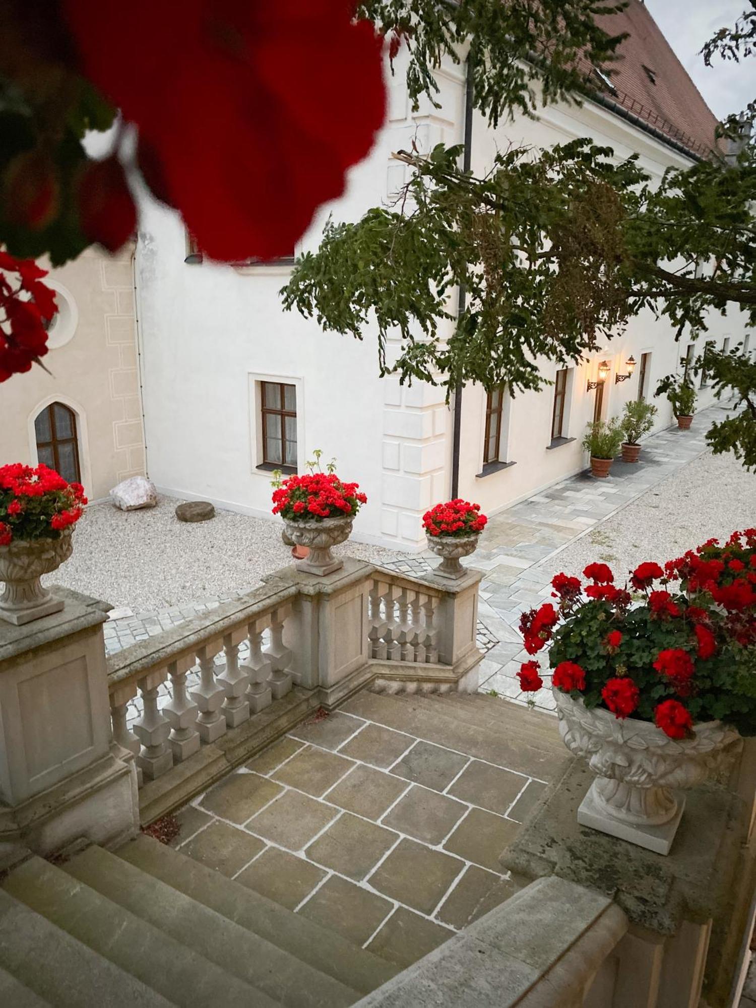 Schloss Thalheim 장크트푈텐 외부 사진