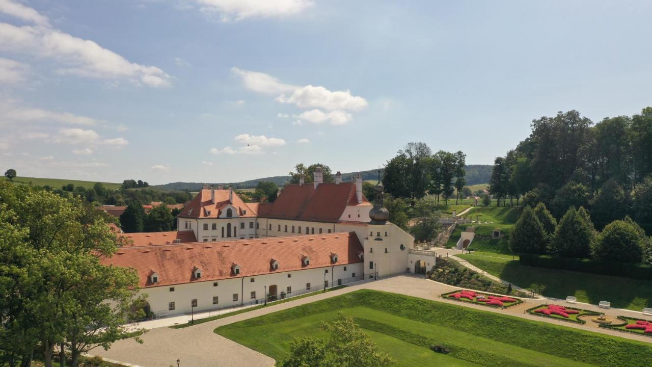 Schloss Thalheim 장크트푈텐 외부 사진